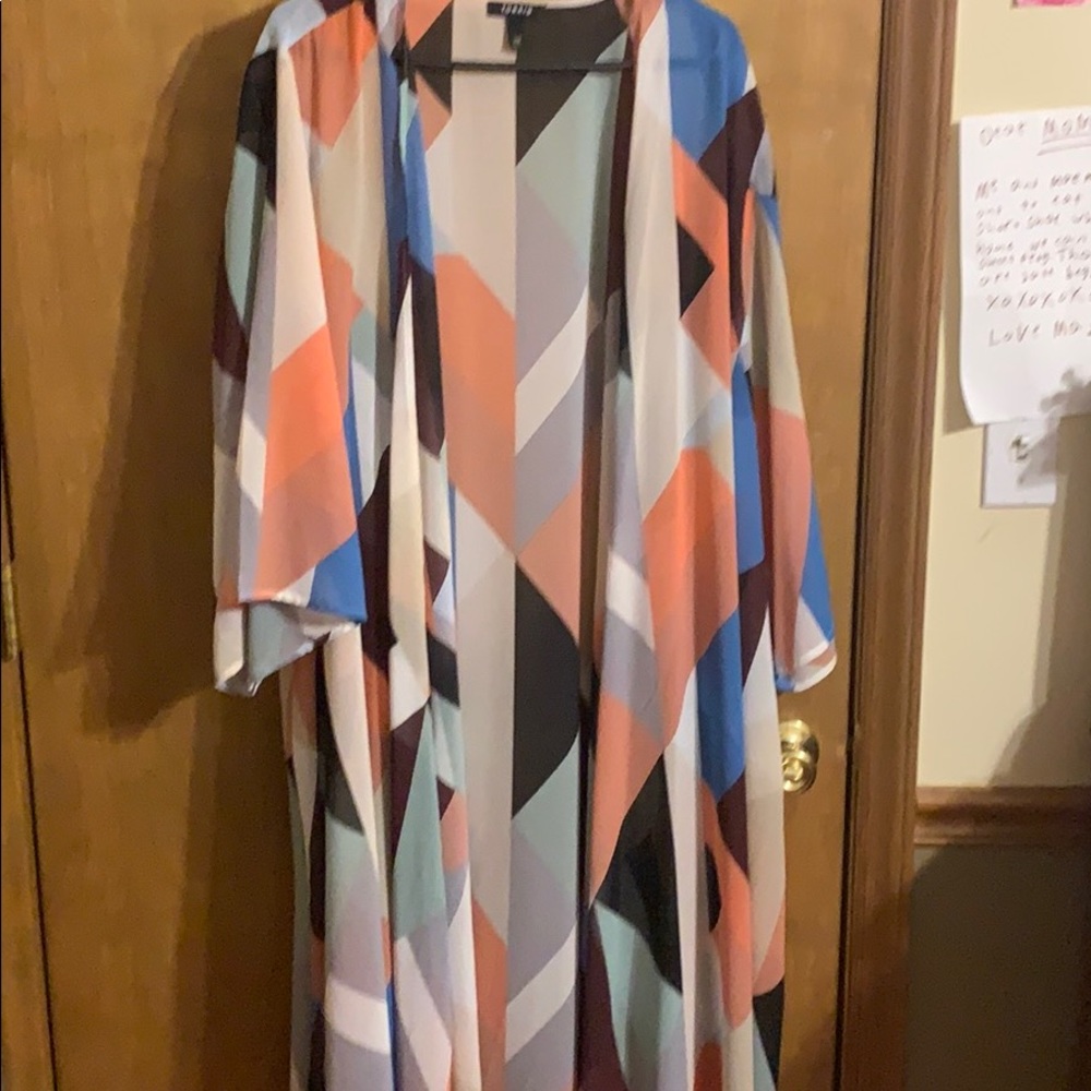 Torrid 3/4 floor length kimono